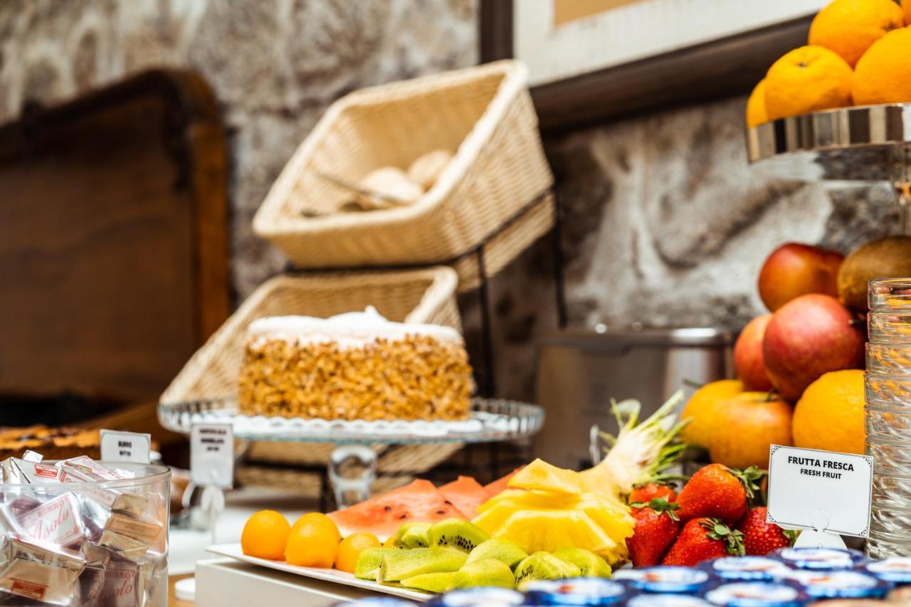 La Locanda Del Conte Mameli Olbia Exteriör bild